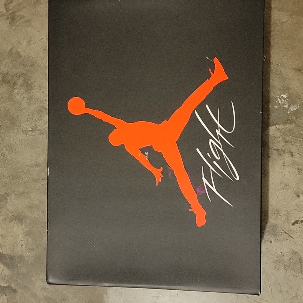 Air Jordan Flight Shoe Box Kids Size Box.